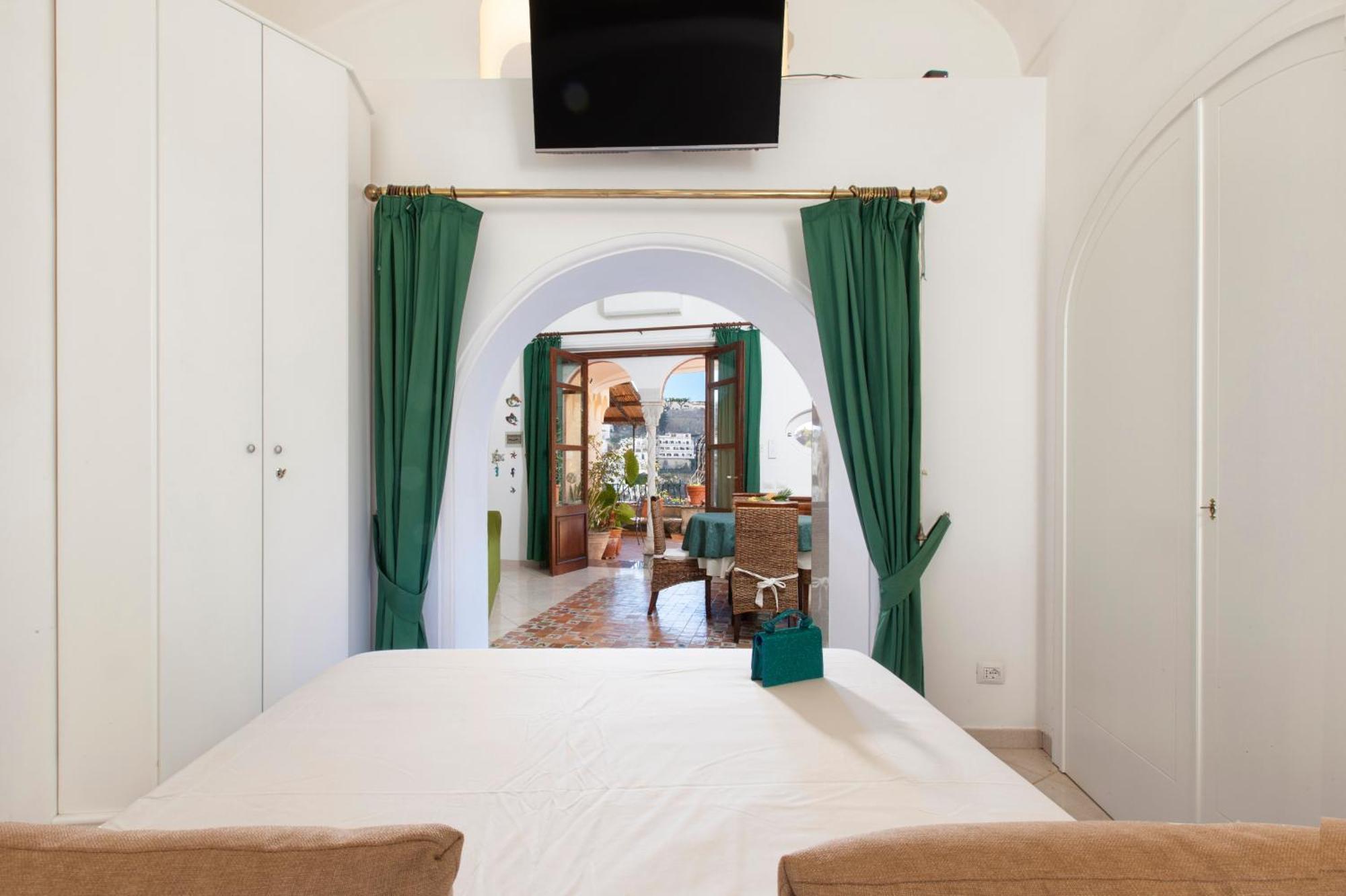 Yourhome - Alcova Apartment Positano Eksteriør billede