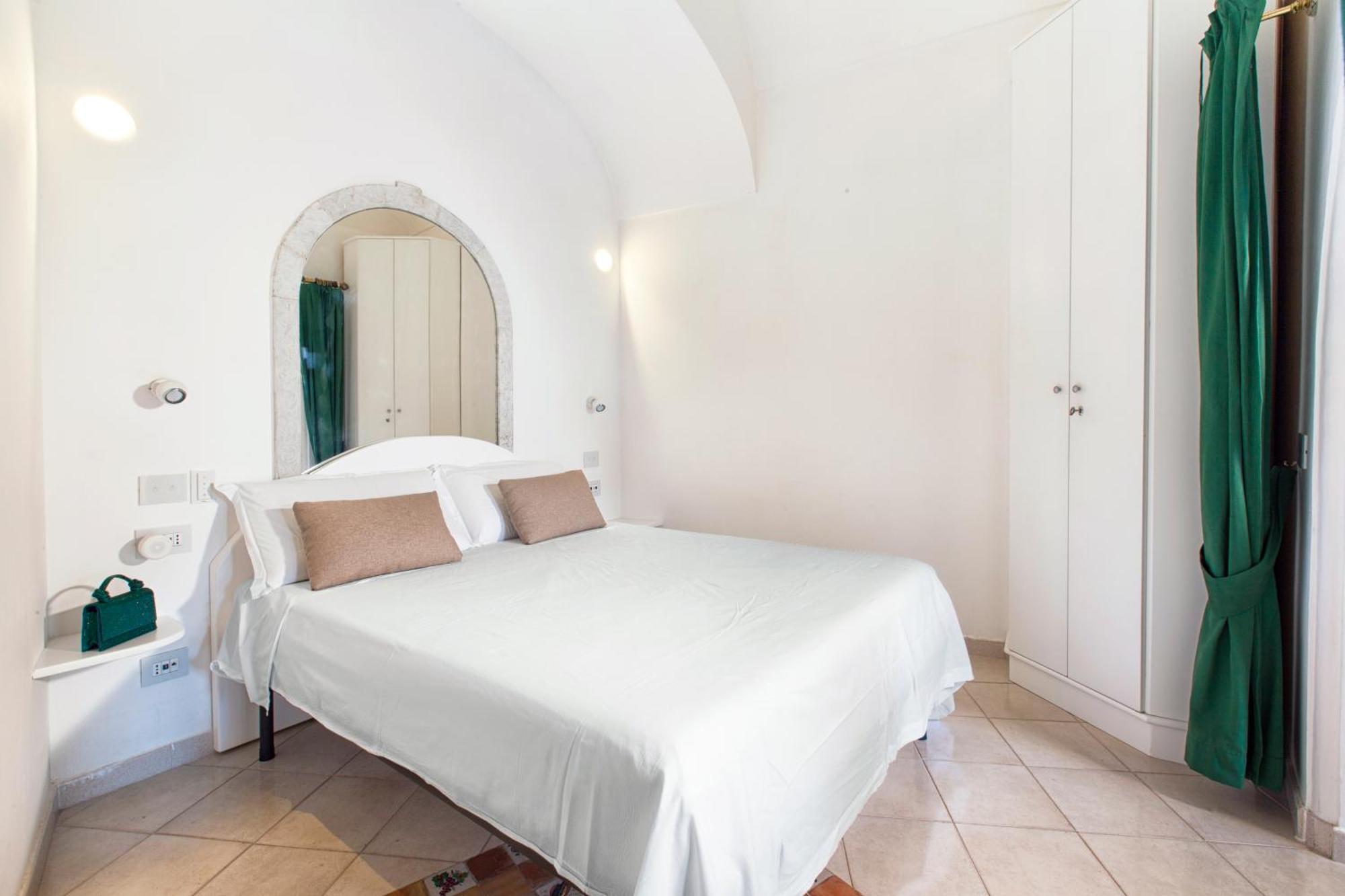 Yourhome - Alcova Apartment Positano Eksteriør billede