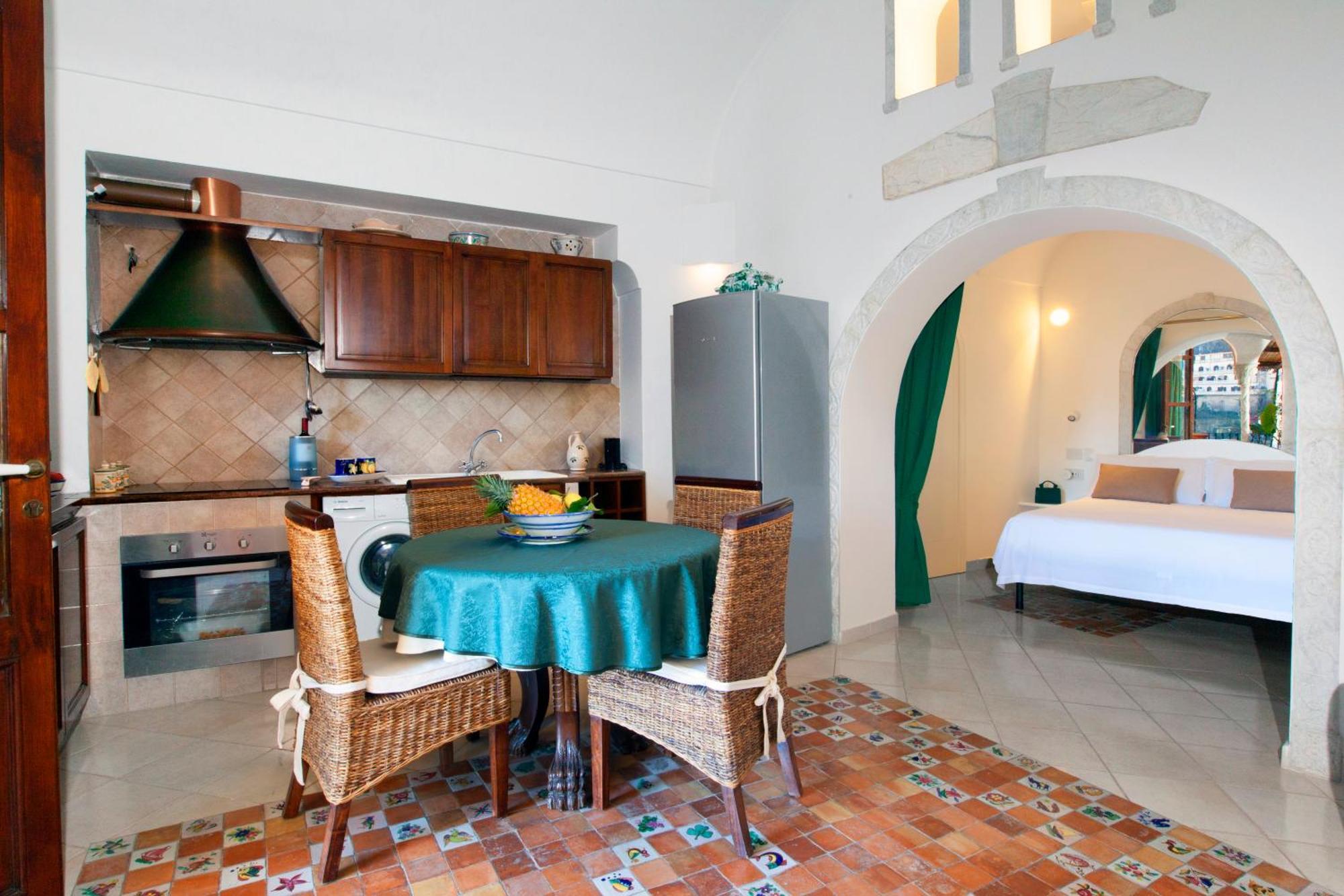 Yourhome - Alcova Apartment Positano Eksteriør billede